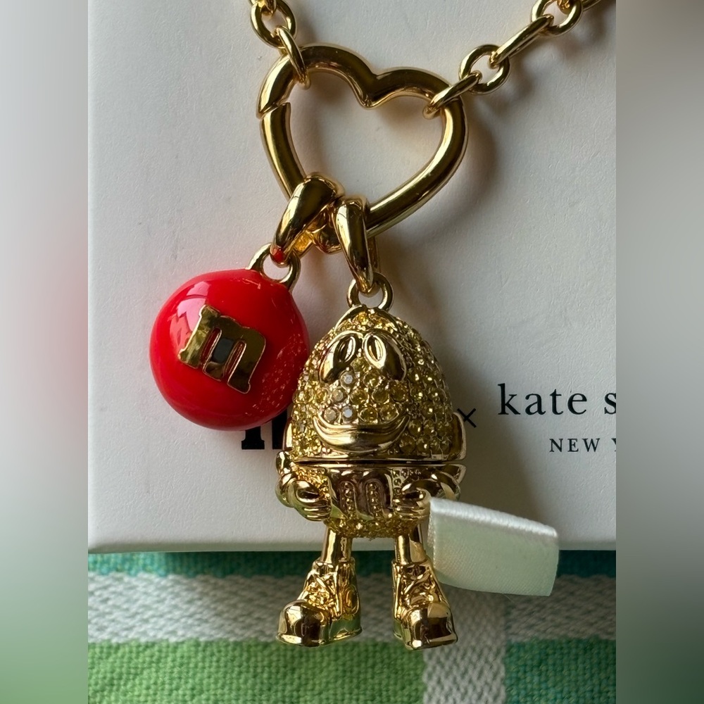 🔴 M&M'S® x kate spade new york Statement Pendant 🔴 NWT 🔴